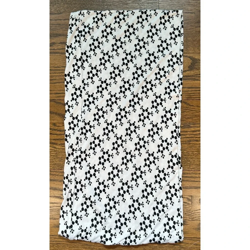 Svaha USA Molecules Print STEM Science Infinity Scarf Black White Polyester Knit